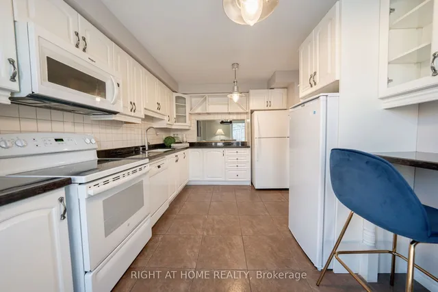 Additional image 11 of 43 Wild Ginger Way