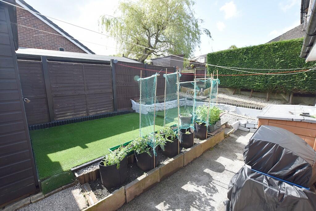 Additional image 3 of 216 Coal Clough Lane, Burnley, Lancashire, BB11 4DL