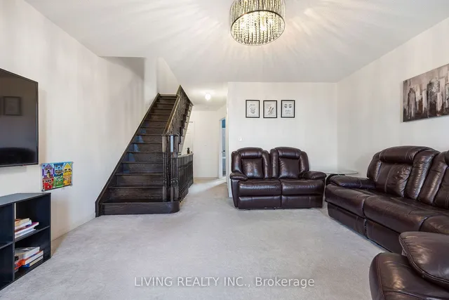 Additional image 16 of 225 Torbarrie Rd