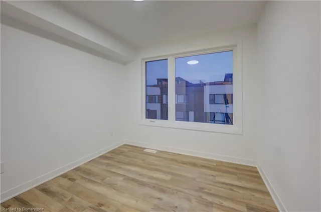 Additional image 16 of 10 Ed Clark Gdns Unit 14