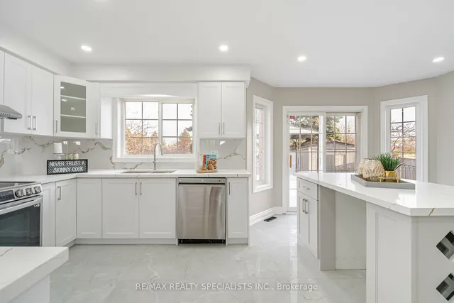 Additional image 9 of 32 Giza Cres