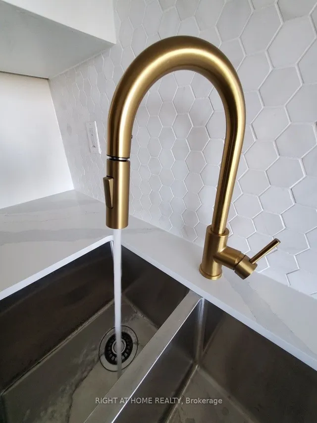 Additional image 16 of 80 Antibes Dr Unit 2008