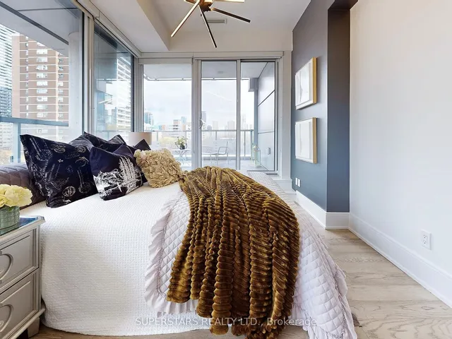 Additional image 14 of 1 Gloucester St Unit 609