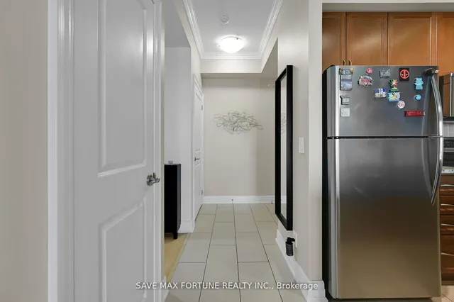 Additional image 6 of 100 John St Unit 2109