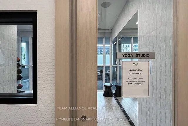 Additional image 17 of 77 Mutual St Unit 1606