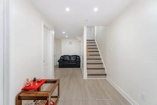 Additional image 12 of 86 Summerdale Cres