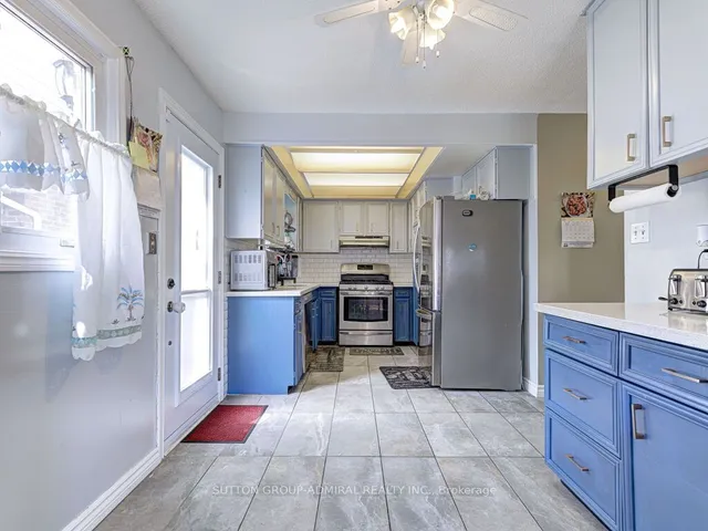 Additional image 19 of 92 Simmons Blvd