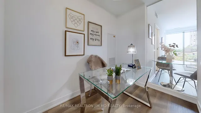 Additional image 23 of 3 Gloucester St Unit 509