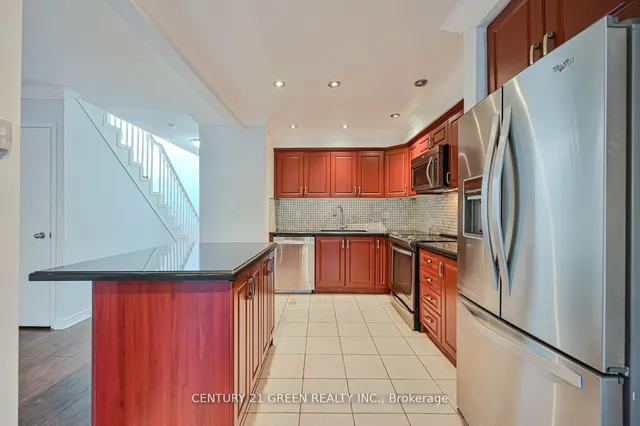 Additional image 10 of 97 Collins Cres Unit 96