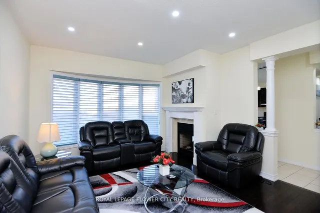 Additional image 16 of 13 Templar St