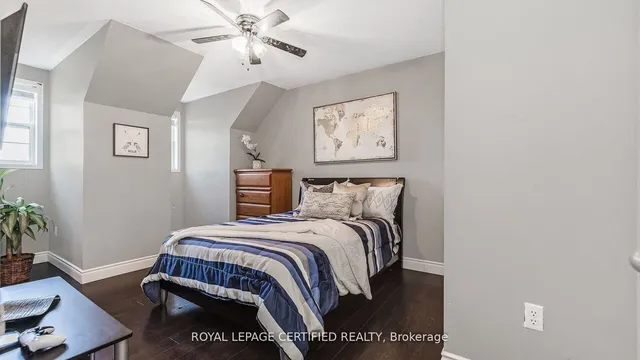 Additional image 22 of 74 Earl Grey Cres