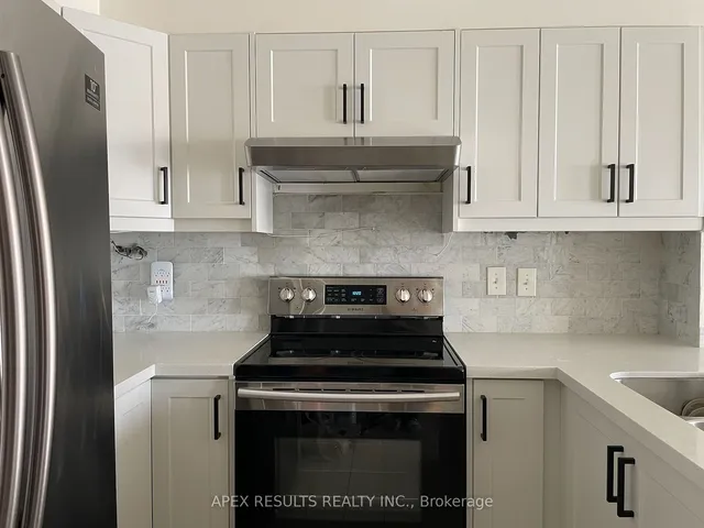 Additional image 29 of 7 Carlton St Unit 1711