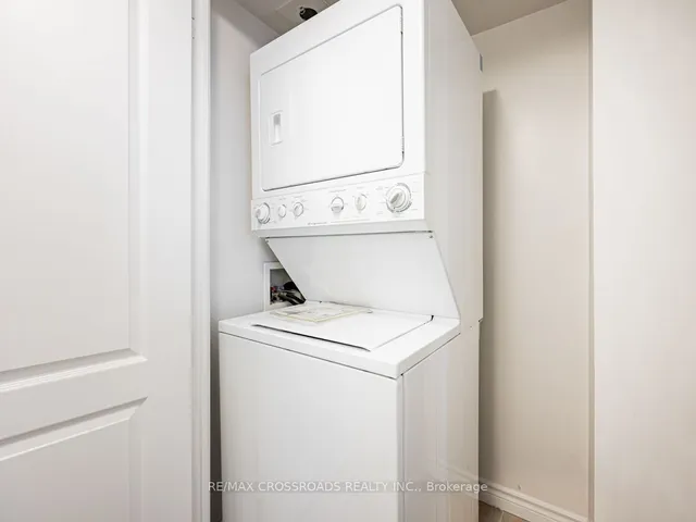 Additional image 2 of 2020 Mcnicoll Ave Unit 1011