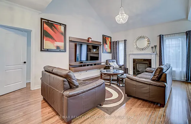 Additional image 12 of 14 Alamode Rd