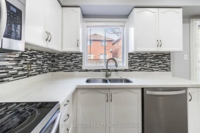 Additional image 16 of 130 Toba Cres