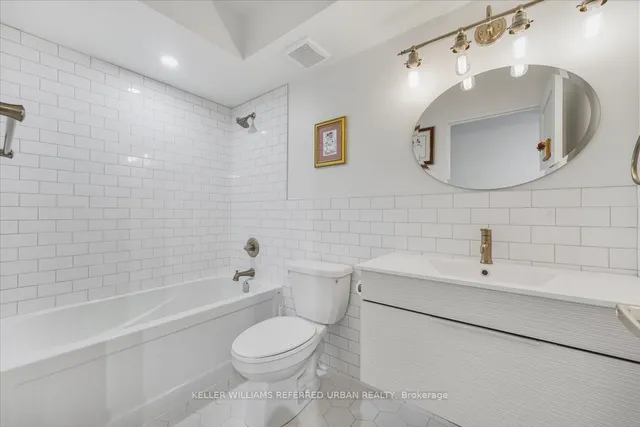 Additional image 22 of 3000 Bathurst St Unit 1401