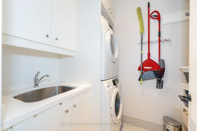 Additional image 24 of 323 Douglas Ave