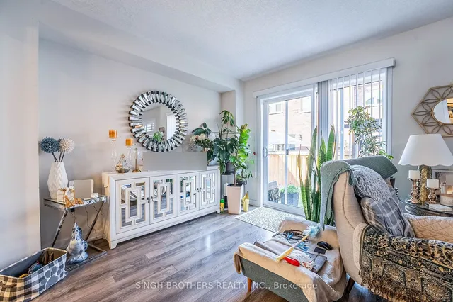 Additional image 6 of 21 Hoover Rd