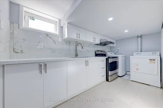 Additional image 28 of 43 Tamarisk Dr