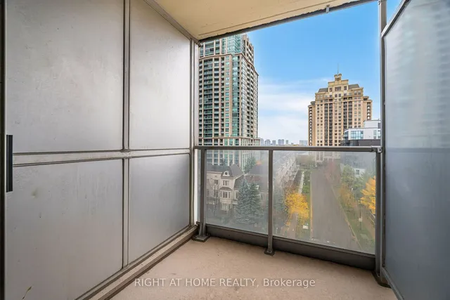 Additional image 8 of 2 Rean Dr Unit 813