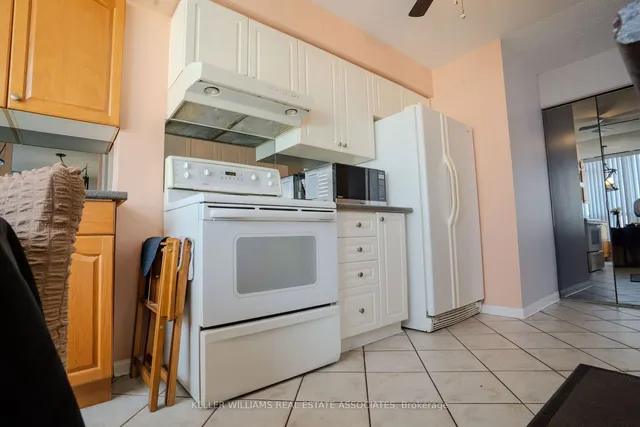 Additional image 19 of 12 Laurelcrest St Unit 1112