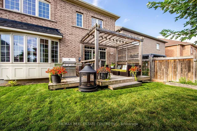 Additional image 2 of 30 Deanston Crt