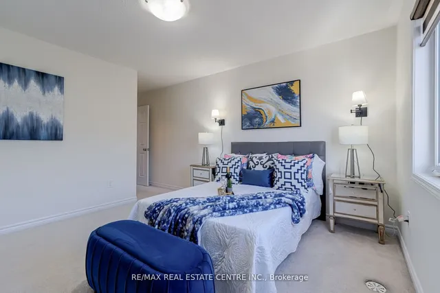 Additional image 28 of 4 Metro Cres