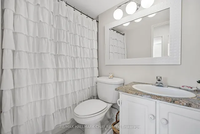 Additional image 14 of 260 Seneca Hill Dr Unit 304