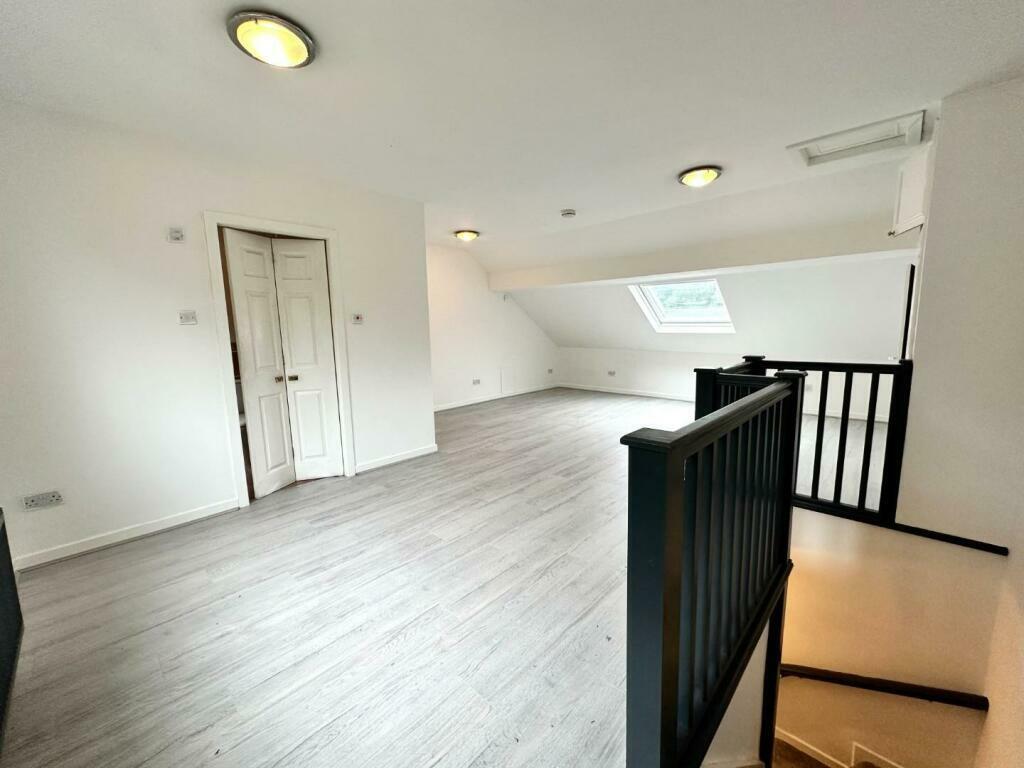 Additional image 18 of Roundwood Avenue, Burnley