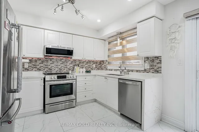 Additional image 15 of 95 Mount Fuji Cres