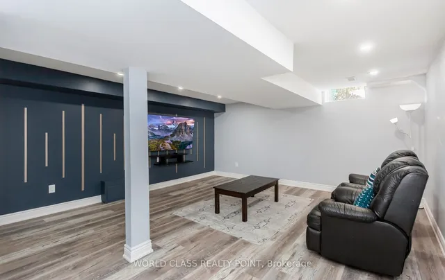 Additional image 35 of 17 Manett Cres