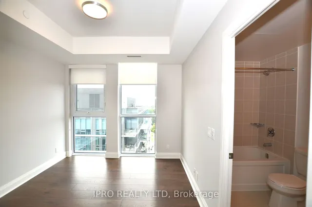 Additional image 17 of 15 zorra St Unit 1302