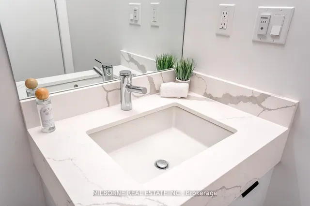 Additional image 39 of 57 Brock Ave Unit TH 111