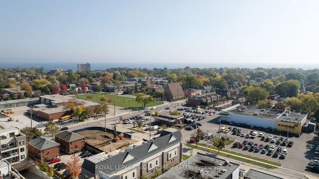 Additional image 32 of 10 Drummond St Unit 507