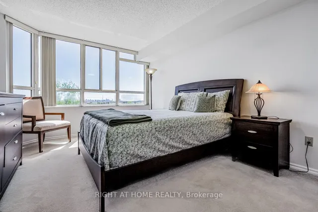 Additional image 18 of 100 County Court Blvd Unit 610