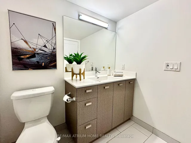 Additional image 20 of 255 Village Green Sq Unit 902