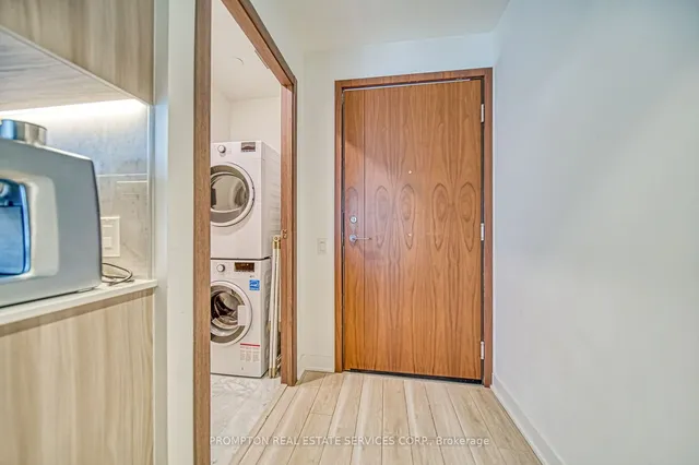 Additional image 20 of 17 Bathurst St Unit 4203