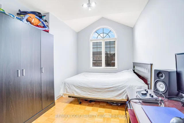 Additional image 29 of 3 Hot Spring Rd