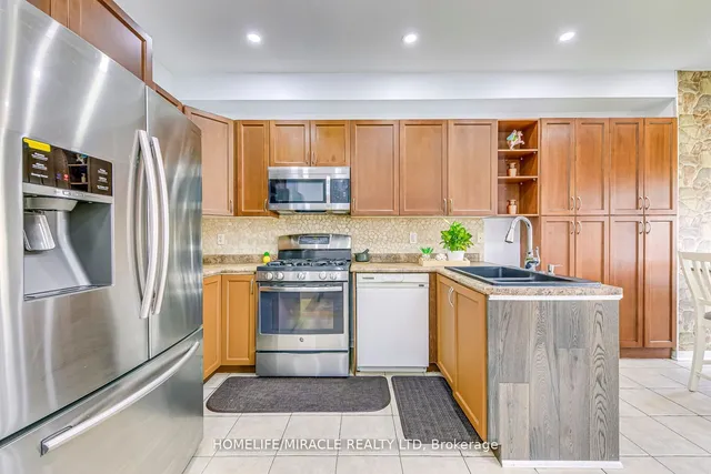 Additional image 11 of 63 Portrush Tr