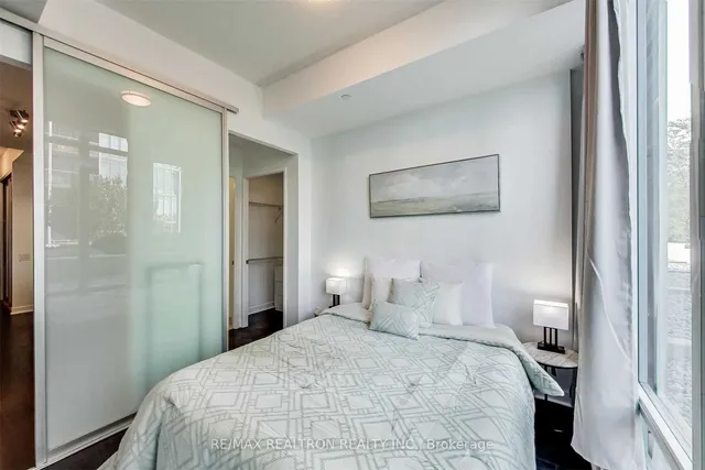 Additional image 4 of 88 Park Lawn Rd Unit 210