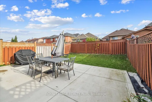 Additional image 29 of 31 Fiddleneck Cres