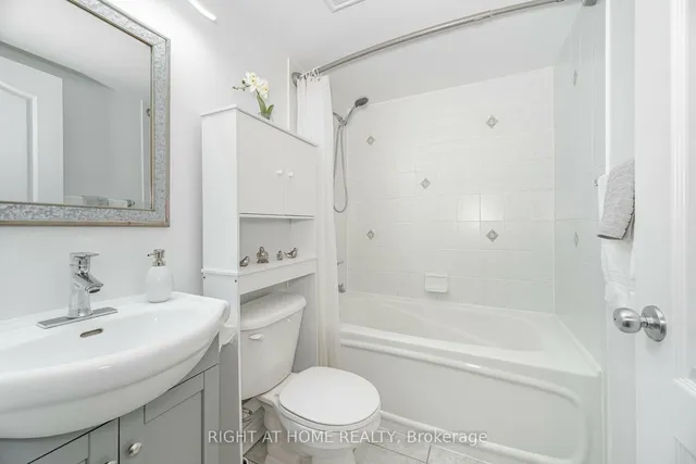 Additional image 11 of 2 Rean Dr Unit 813
