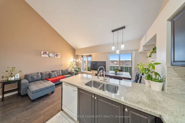 Additional image 5 of 651F Warden Ave Unit 48