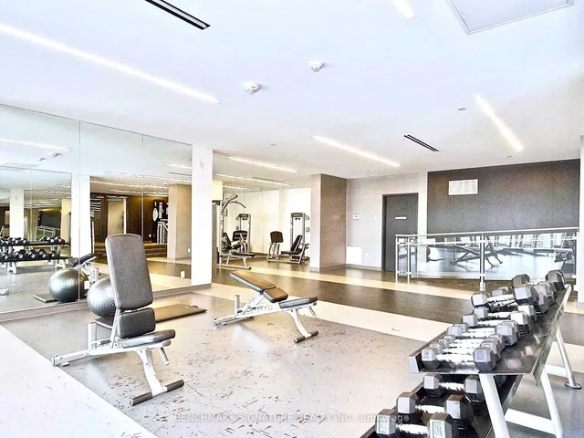 Additional image 28 of 51 East Liberty St Unit 908