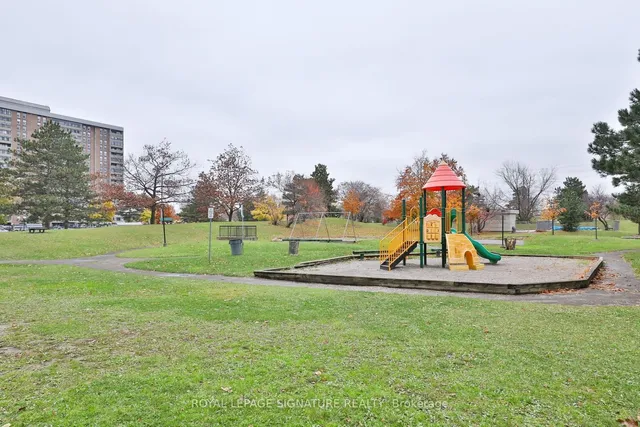 Additional image 30 of 17 Knightsbridge Rd Unit 1703