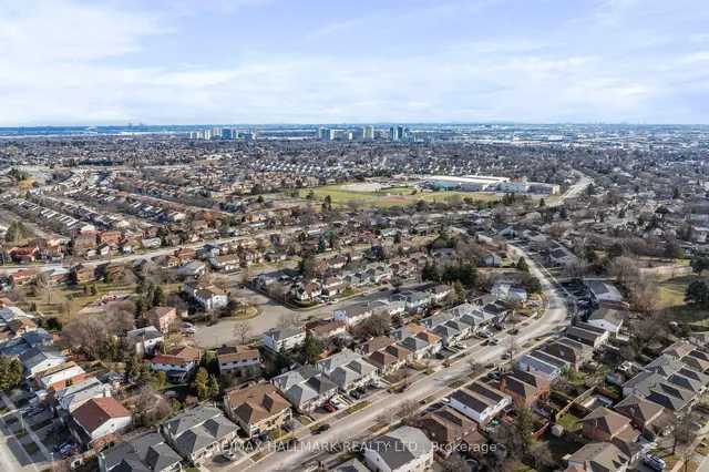 Additional image 25 of 46 Bruce Beer Dr