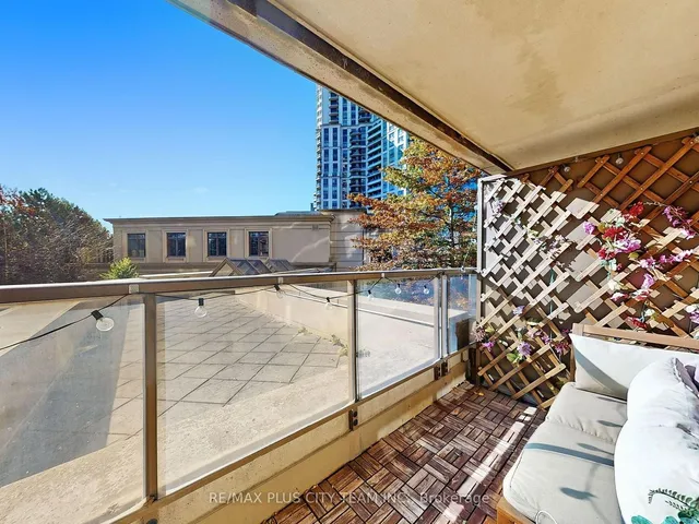 Additional image 18 of 80 Harrison Garden Blvd Unit 224