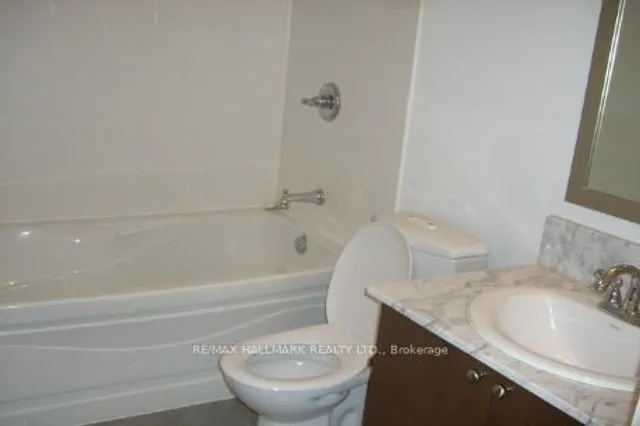 Additional image 12 of 2191 Yonge St Unit 709