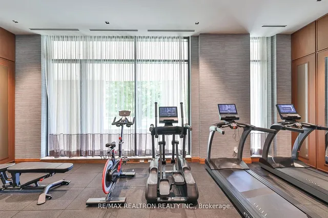 Additional image 28 of 285 Avenue Rd Unit 502