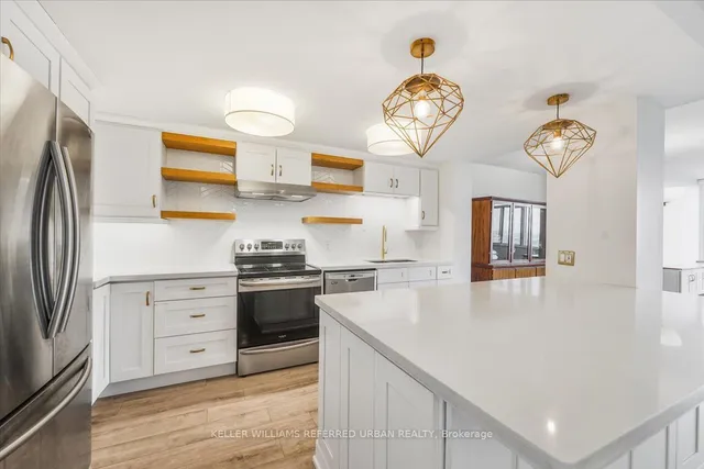 Additional image 14 of 3000 Bathurst St Unit 1401